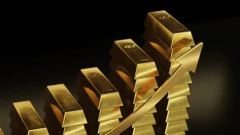 Gold Prices Face Potential Crash in Two Months