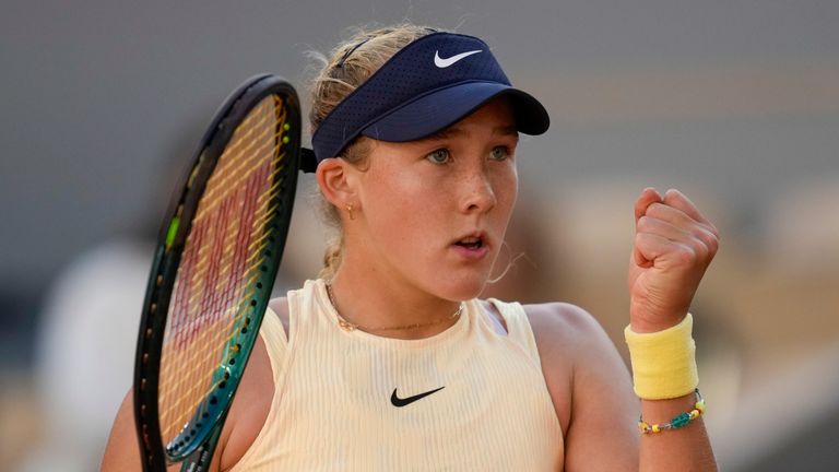 Andreeva Battles Back, Reaches Bad Homburg Quarterfinals